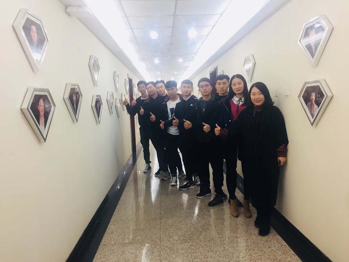 1541742077295660.jpg 微信图片_20181109095521.jpg